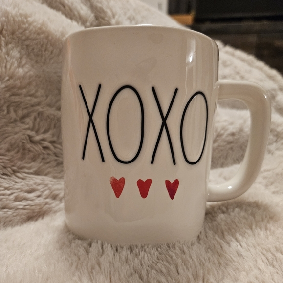 Rae Dunn XOXO Ceramic Mug - Picture 2 of 5